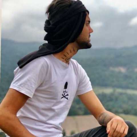 آهنگ علیرضا رحیم پور کاکرون