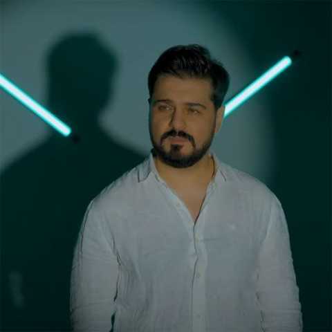 آهنگ ایلکین حسن سئوگیلیلر گونونده